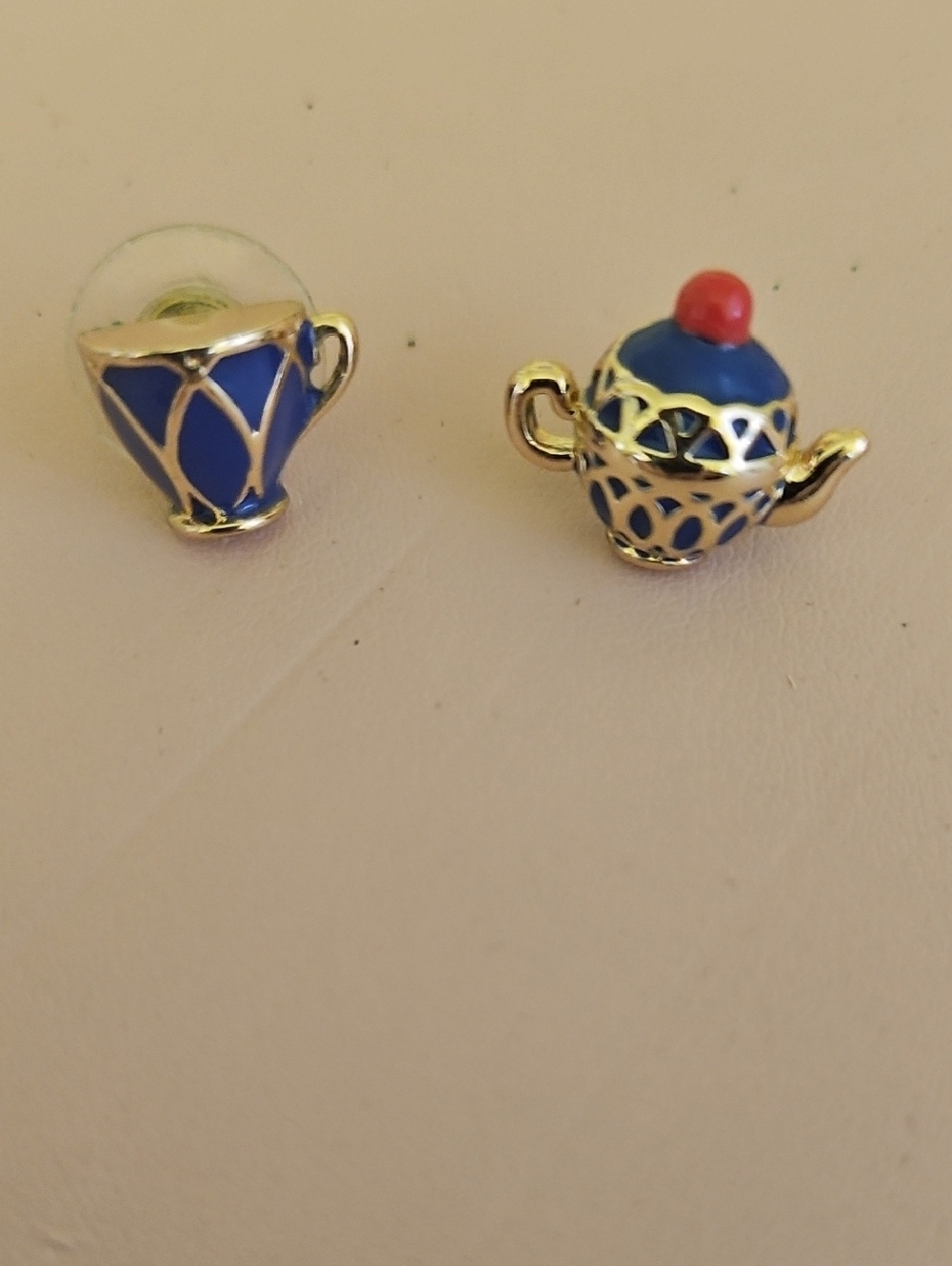 Gold-Tone Blue Teacup & Teapot Stud Earrings. Vintage